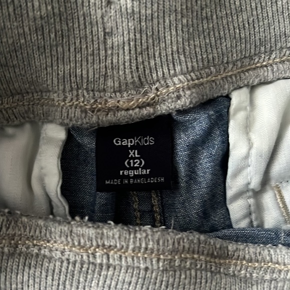 Boys Size 12 shorts, light blue. - Picture 7 of 8